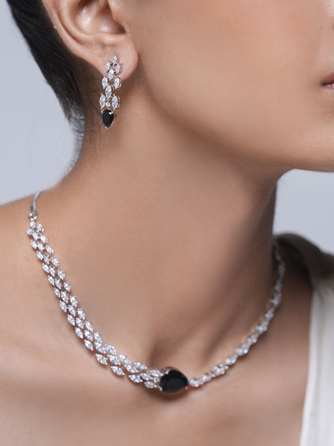 Sleek Single Line AD Necklace