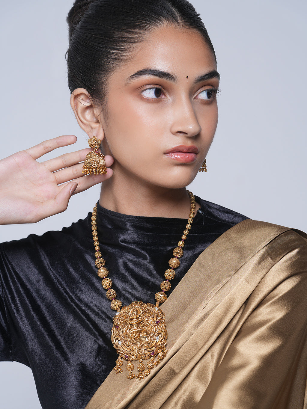 Heavy Matar Mala Antique Pendant Set