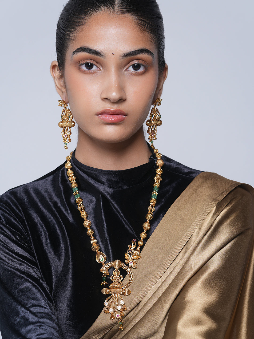 Premium Lakshmi Antique Pendant Set
