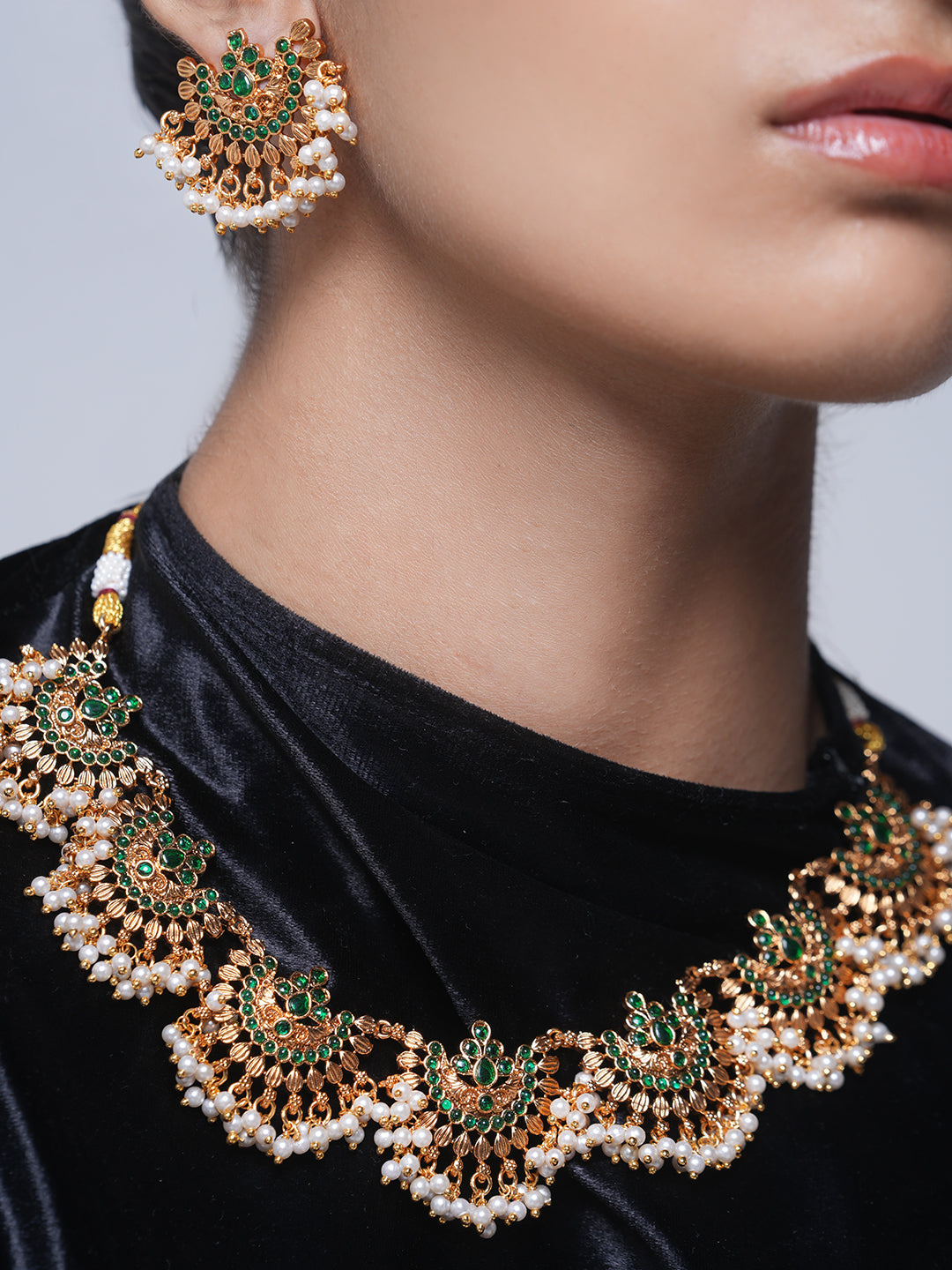 Designer Green Gold Polished Necklace