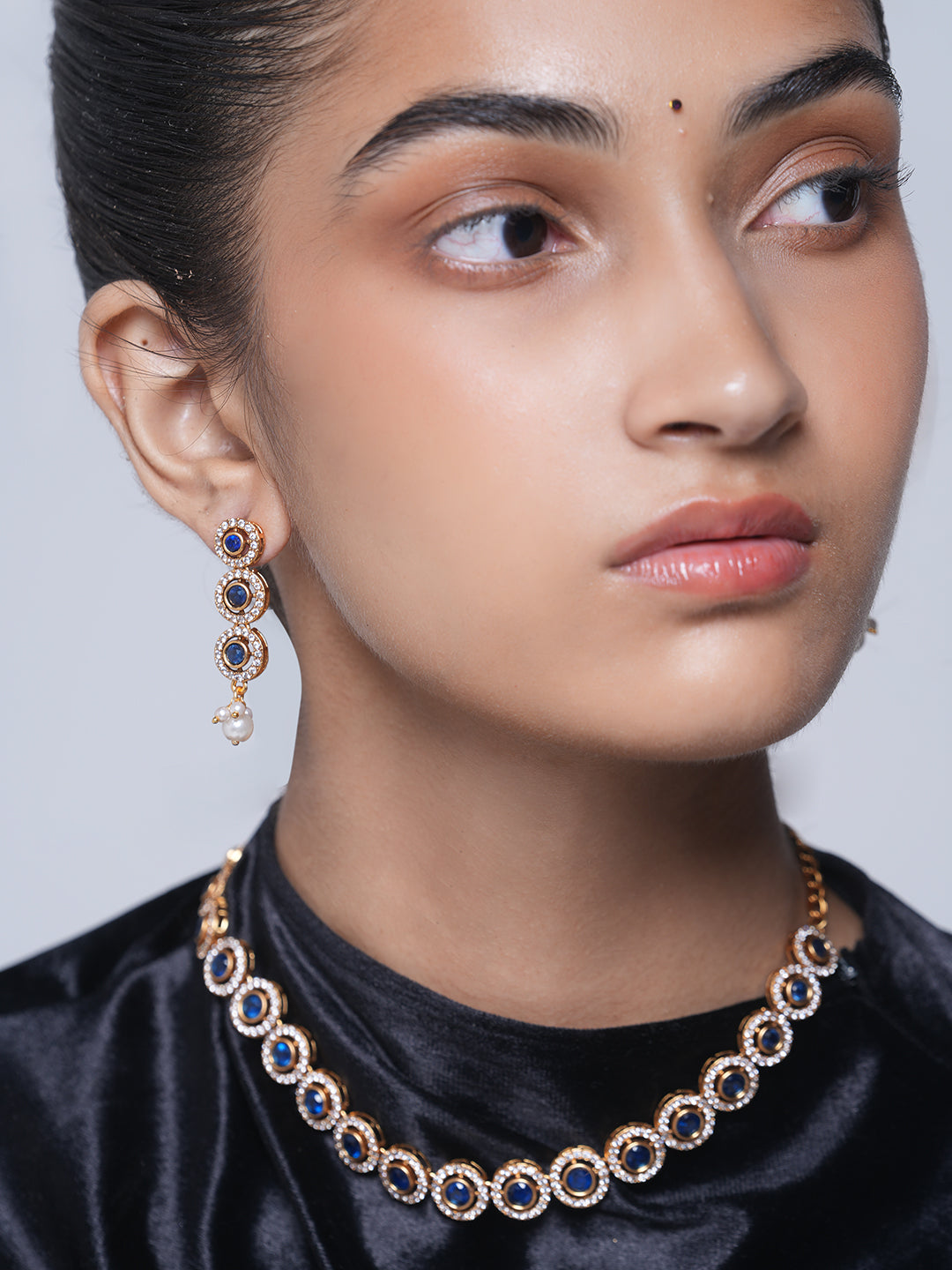 Sleek Blue Stone Necklace