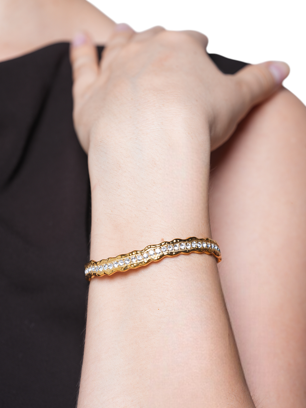 Wave Design with Inlay Rhinestone Opening Bangle