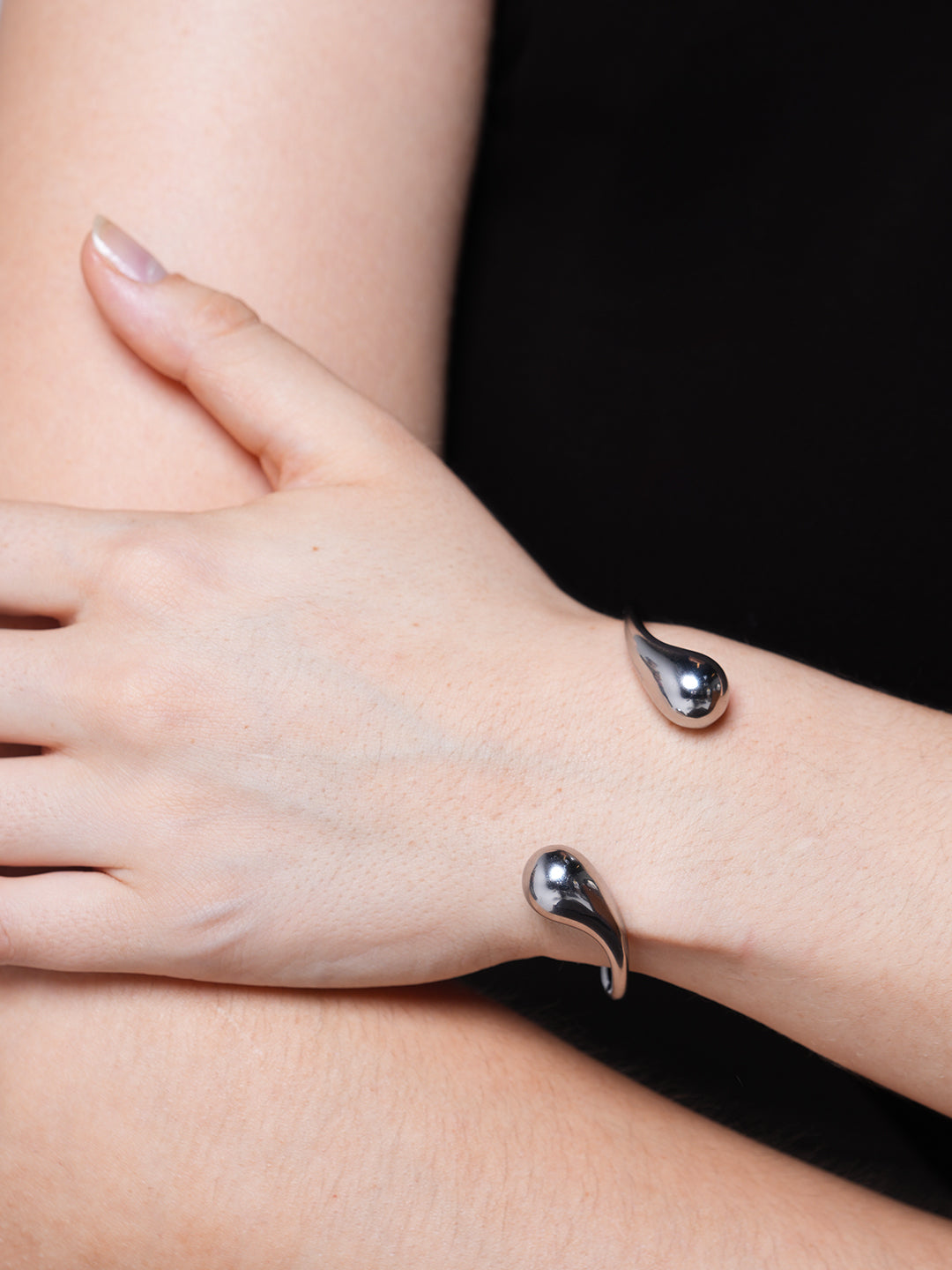 Silver Irregular Droplet Opening Bracelet