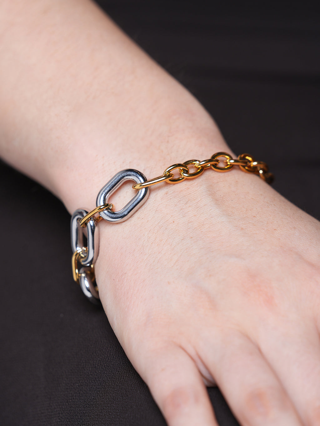 Gold and Silver Color Block Oval Hollow Circle Cross Chain Bracelet