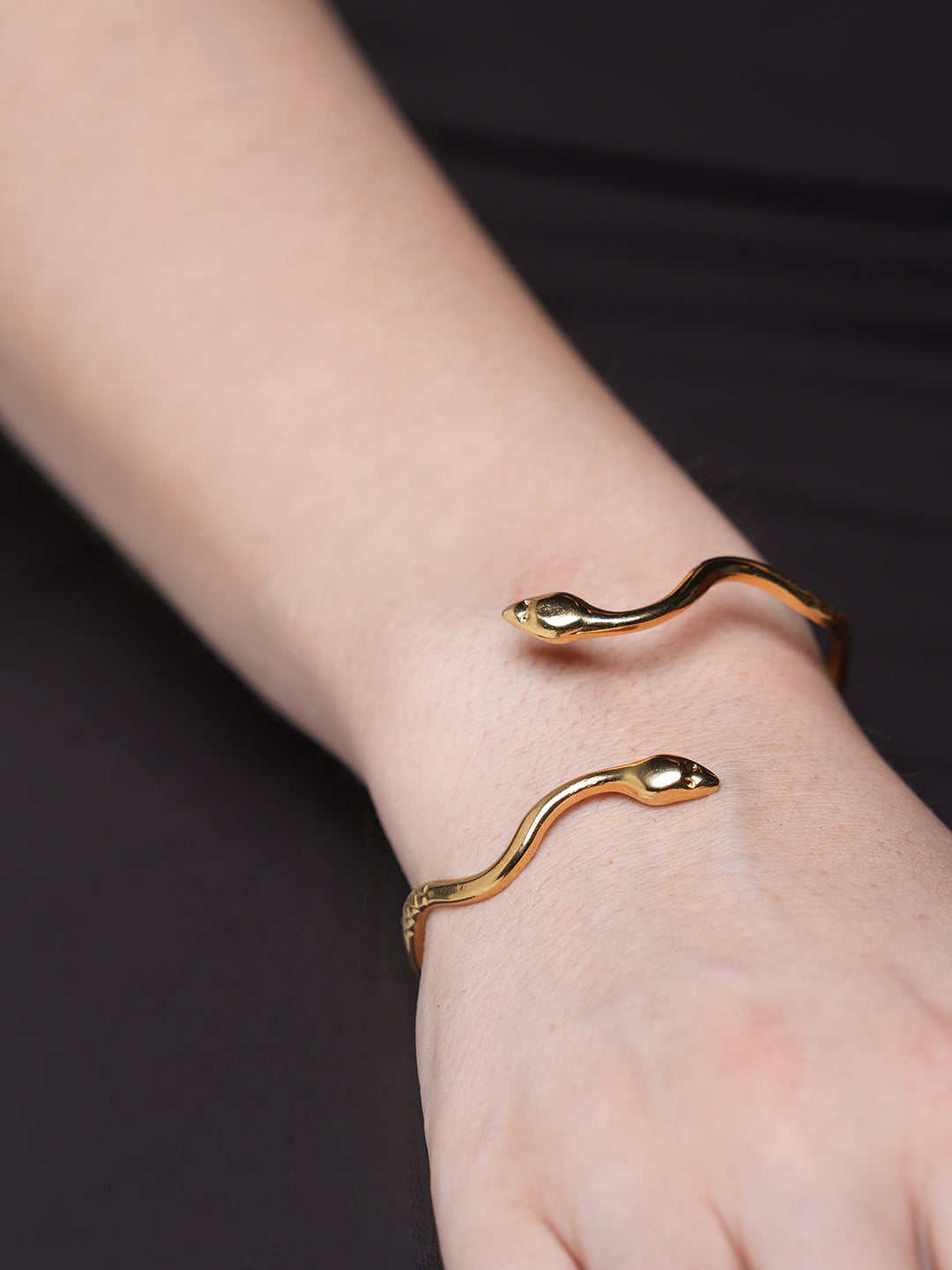 Wavy Double-Headed Snake Open Bracelet