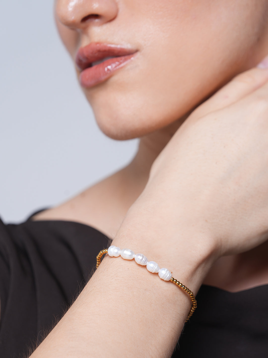 Freshwater Pearls Round Beads Bracelet