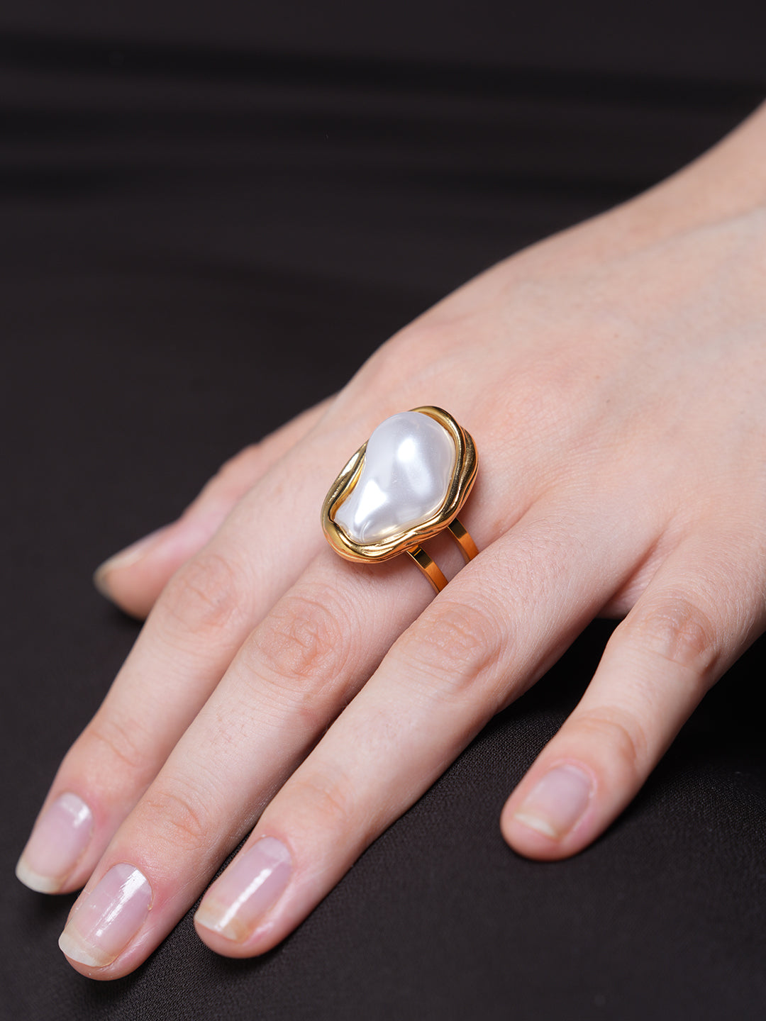Big Baroque Pearl Open Ring