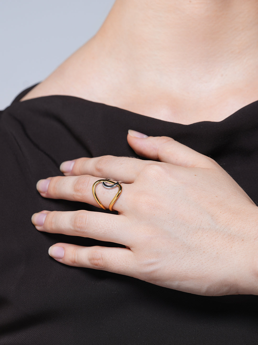 Two Tone Color Matching Irregular Winding Ring