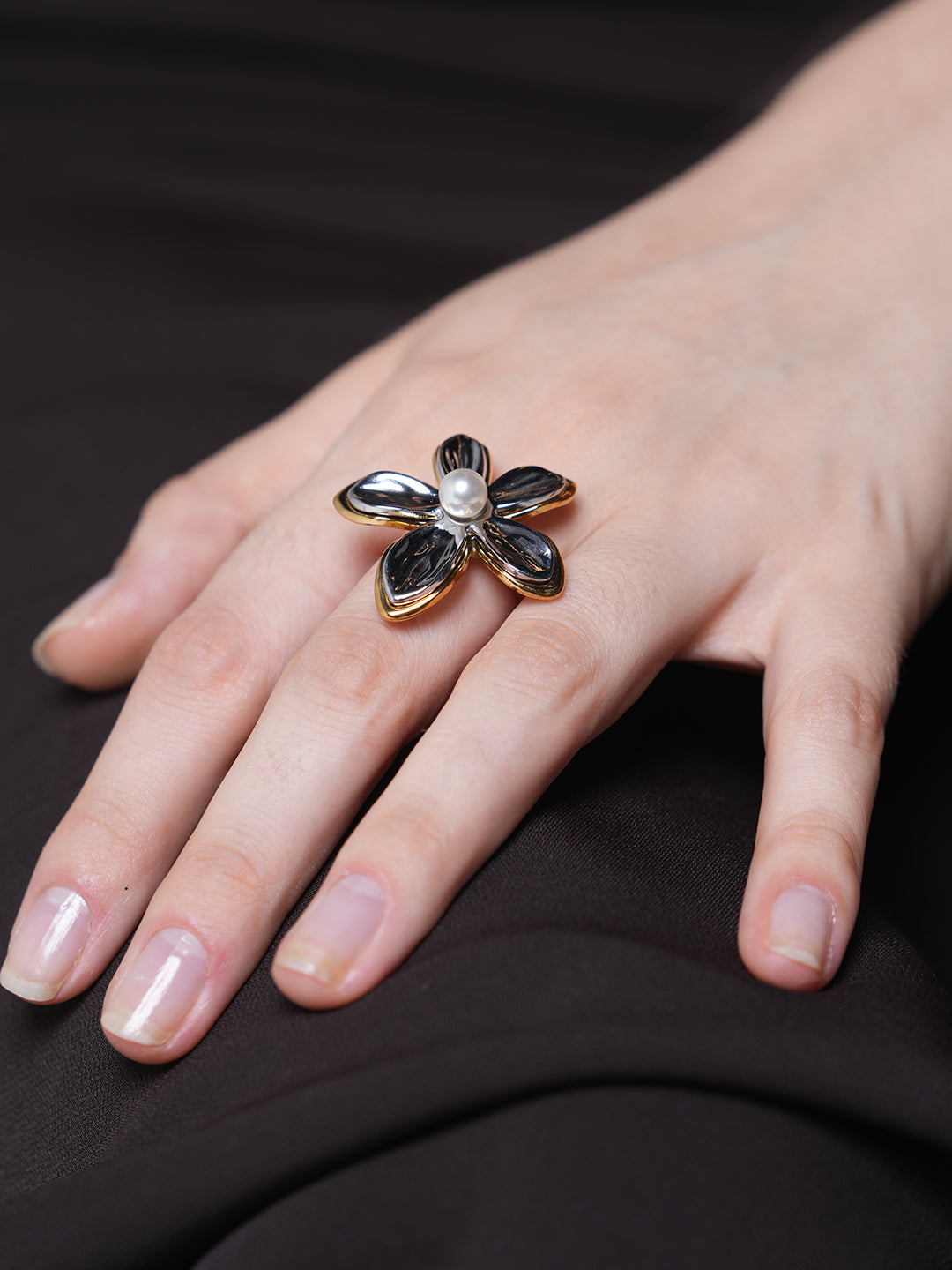 Two Tone Flower Ring