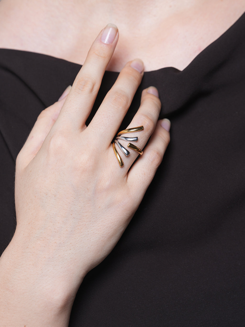 Dual Tone Classic Ring