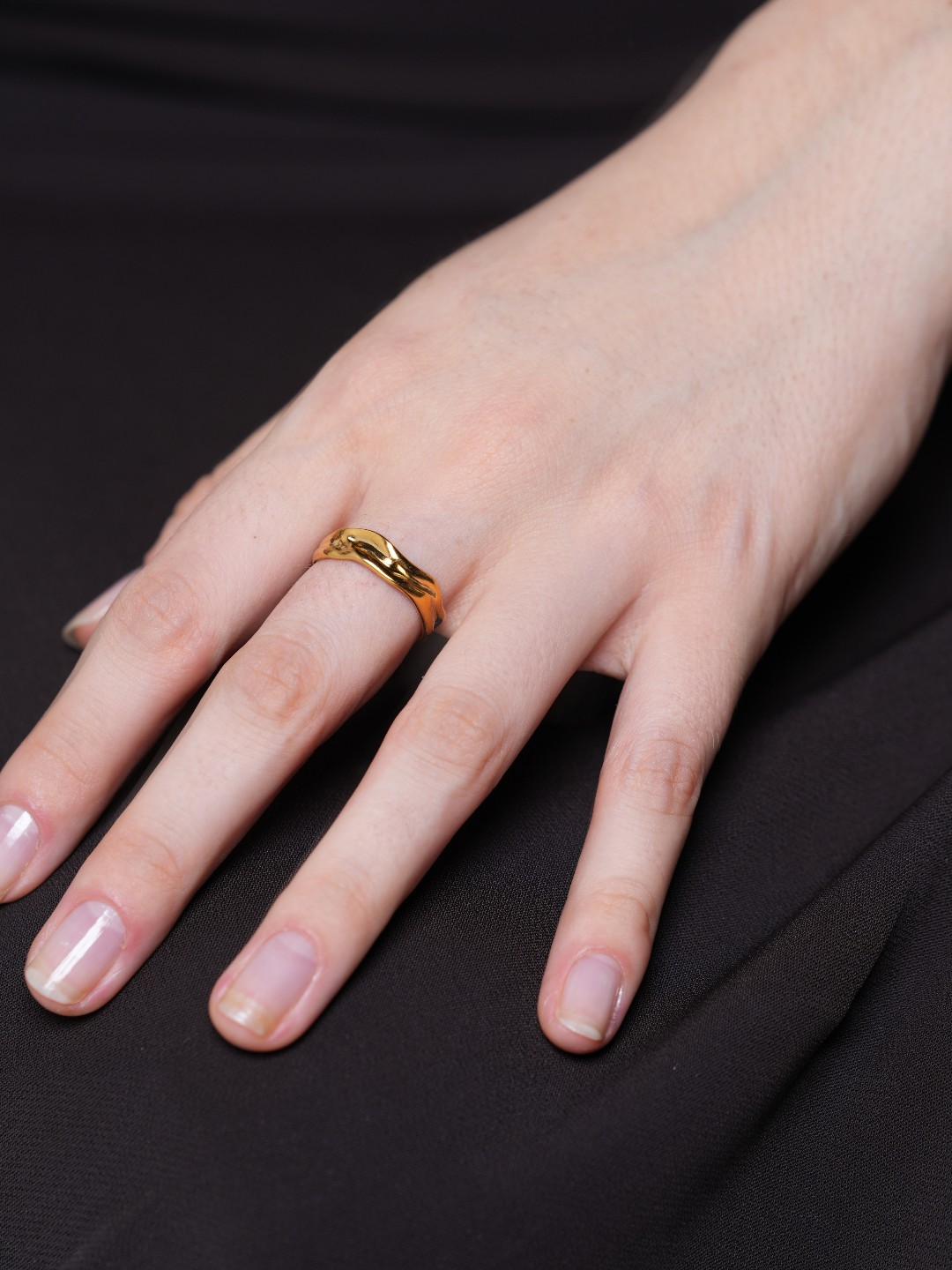 Stainless Steel Irregular Wave Opening Ring