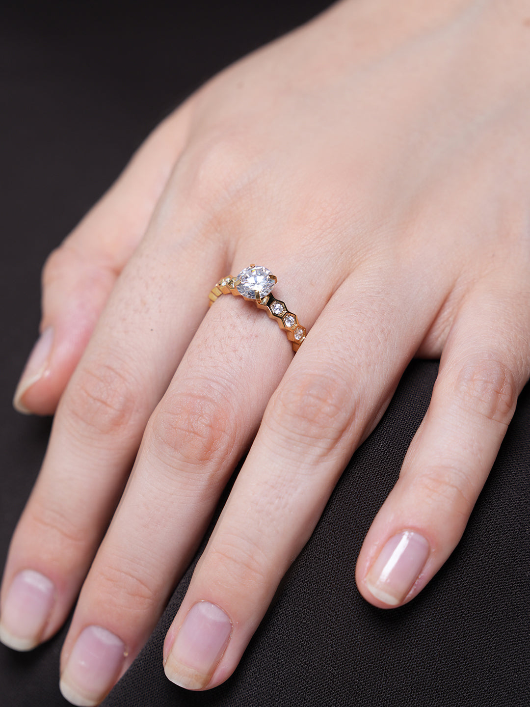 AAA Bling Cubic Zirconia Classic Ring Size 7