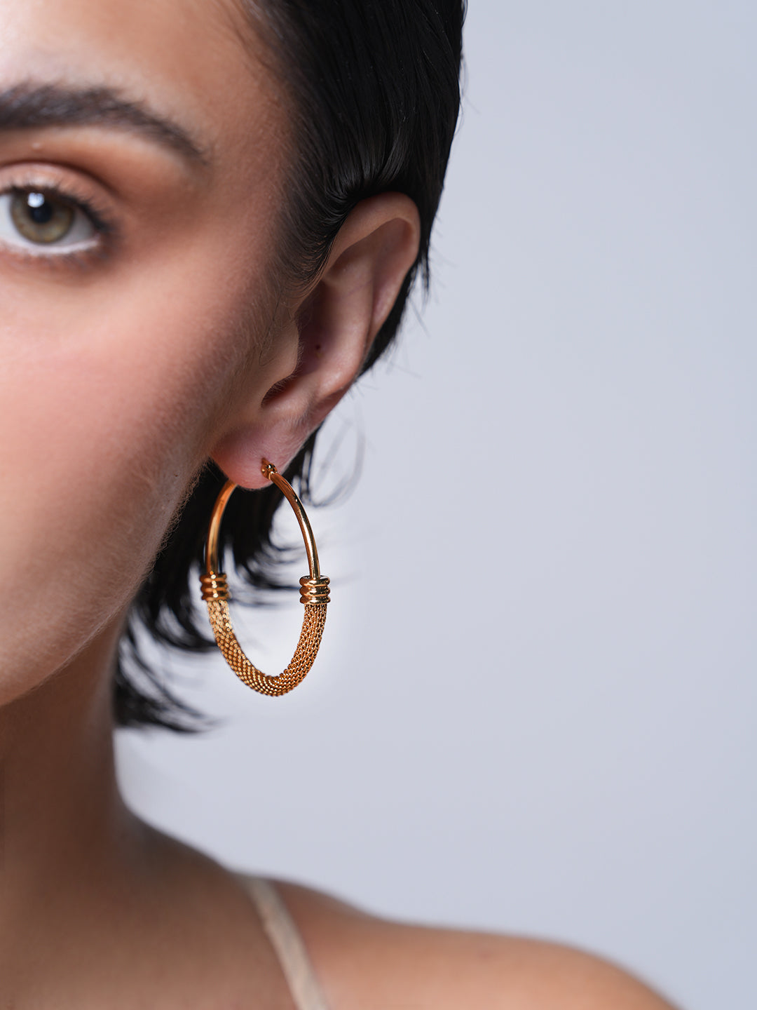 Half Mesh Round Hoops