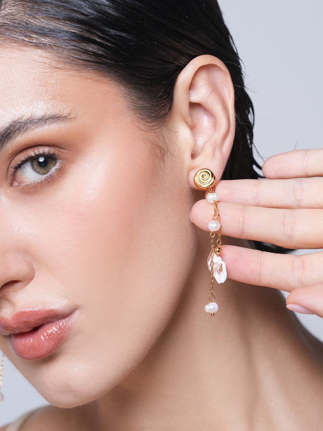 Sea Shell Drop Earrings