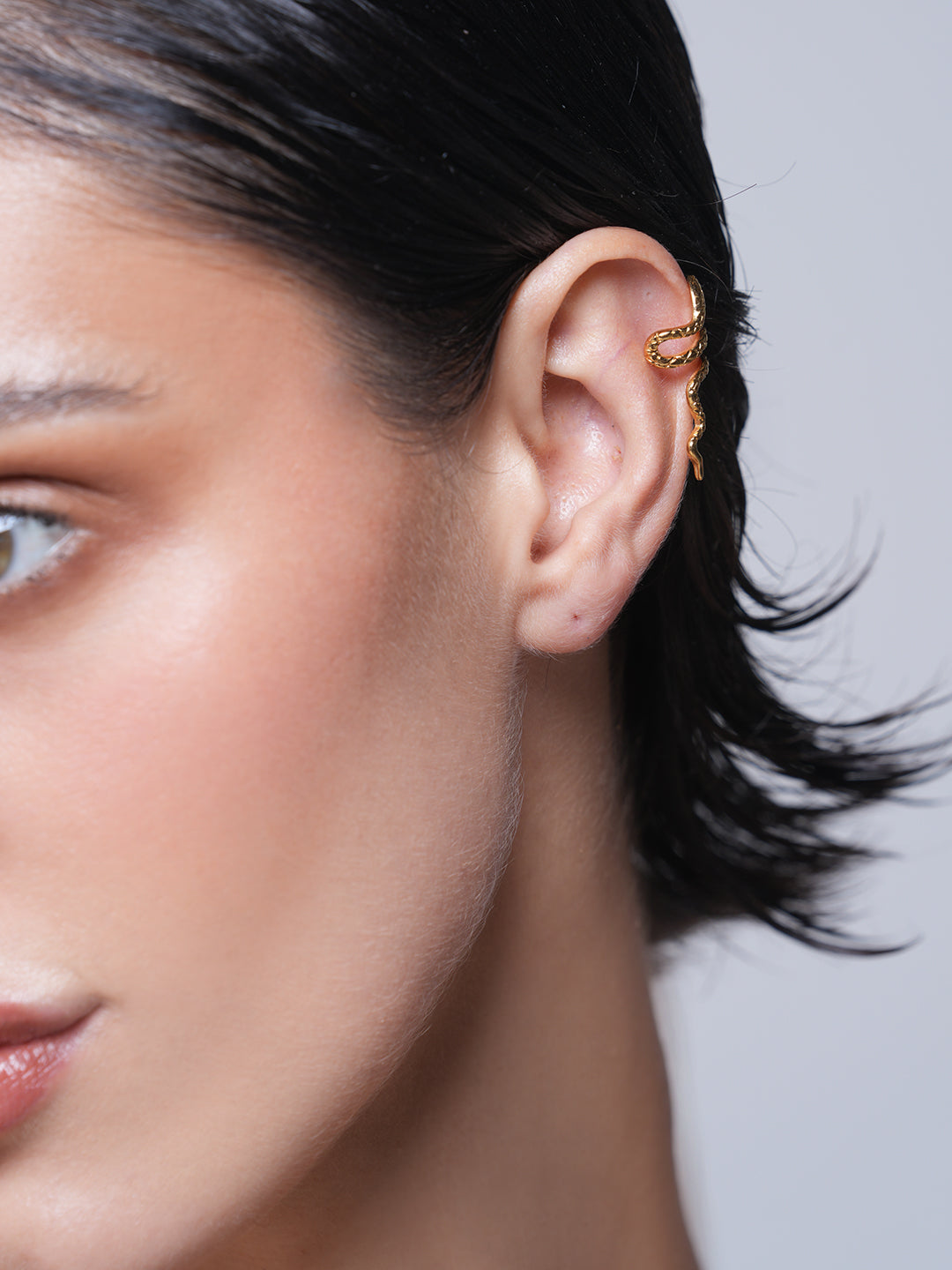 Snake Textured Ear Cuff