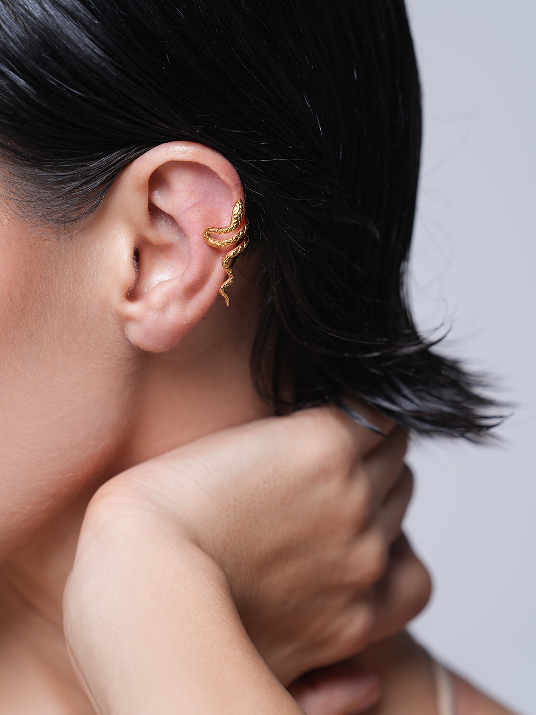 Snake Textured Ear Cuff