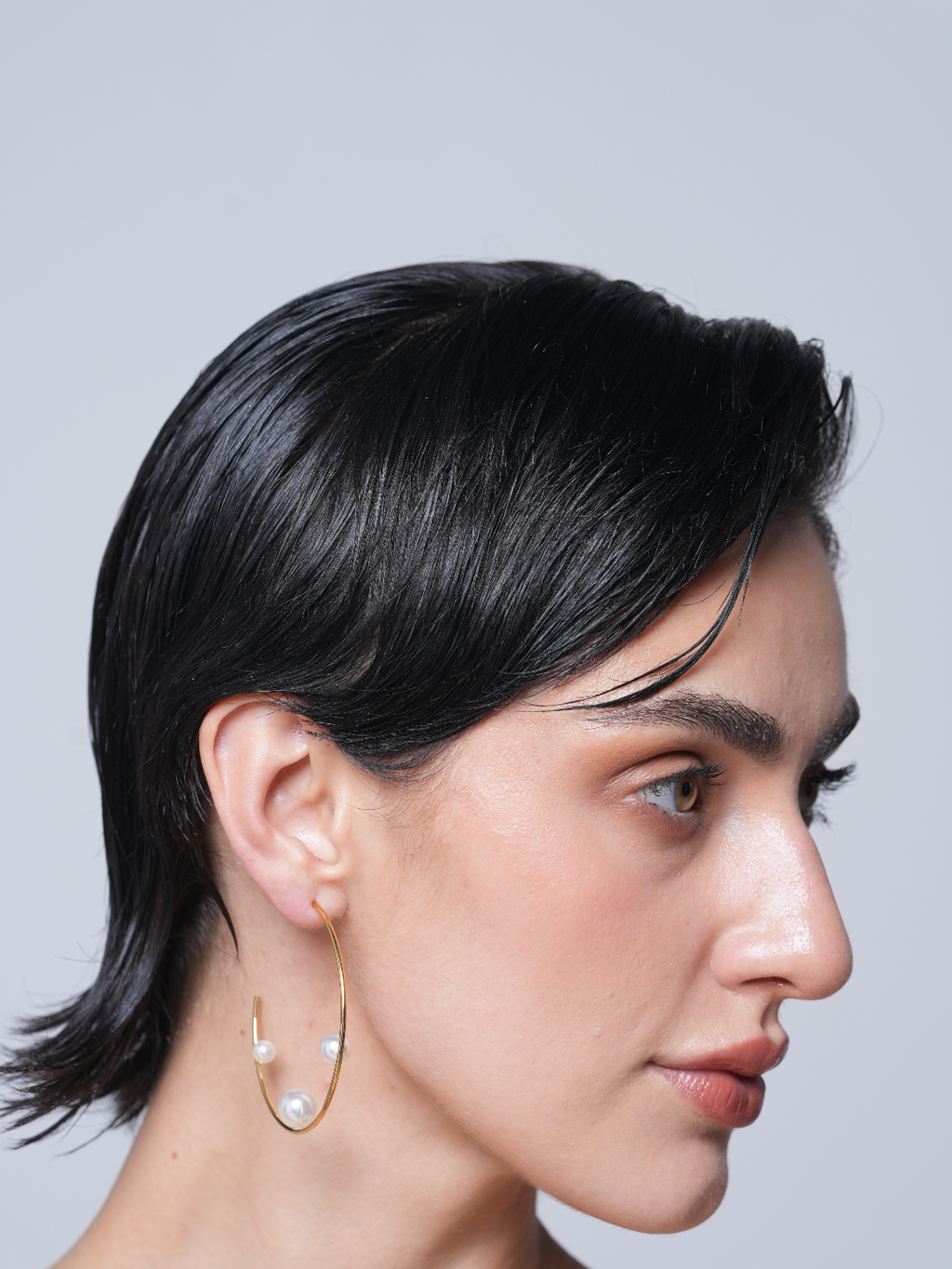 Geometric Pearl Line Hoop Earrings