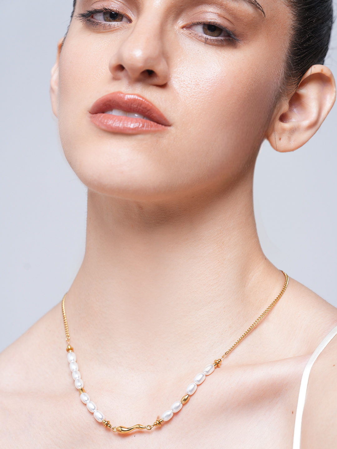 Glass Pearl Oval Pearl Necklace