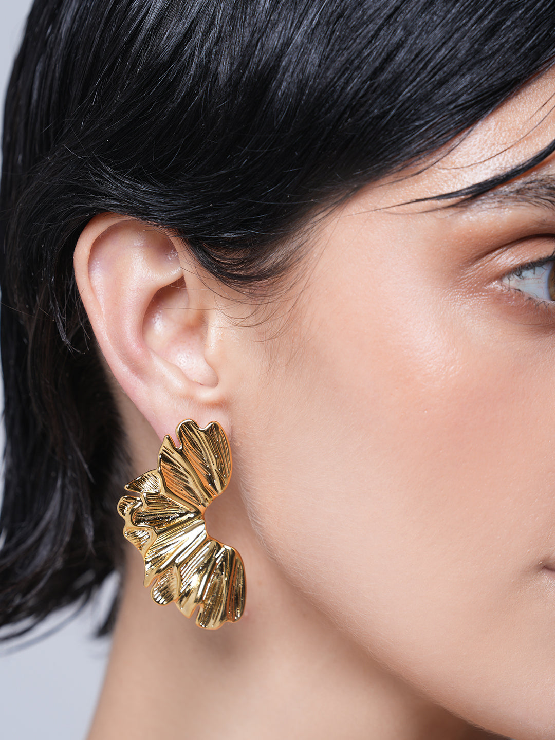 Metal Irregular Petal Earrings