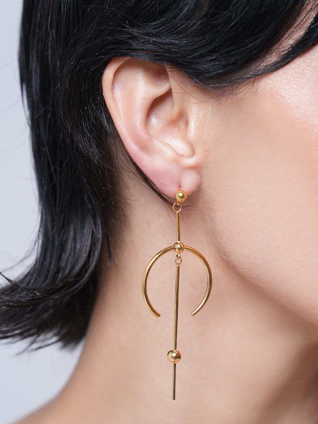 Circle Line Dangle Earrings