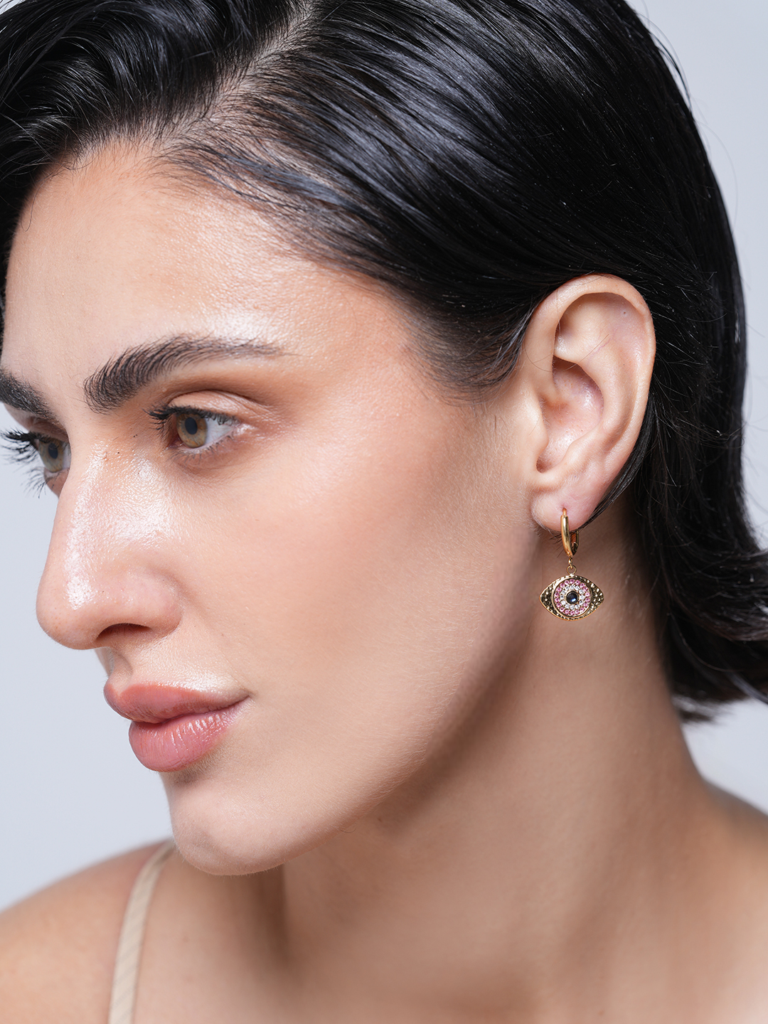 Glam Round Eye Earrings