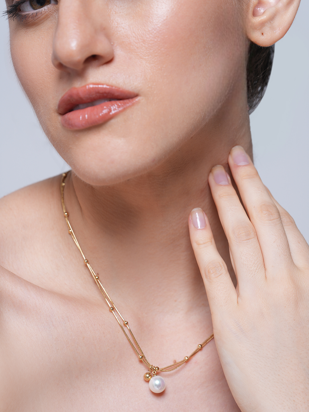 Round Beads Chain Pendant Necklace