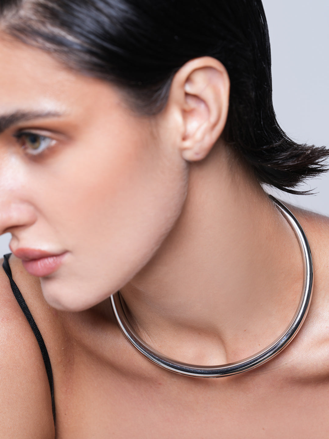 Silver Open Choker Necklace