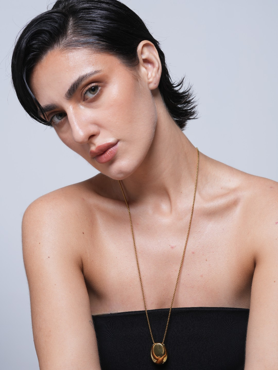 Oval Pendant Necklace