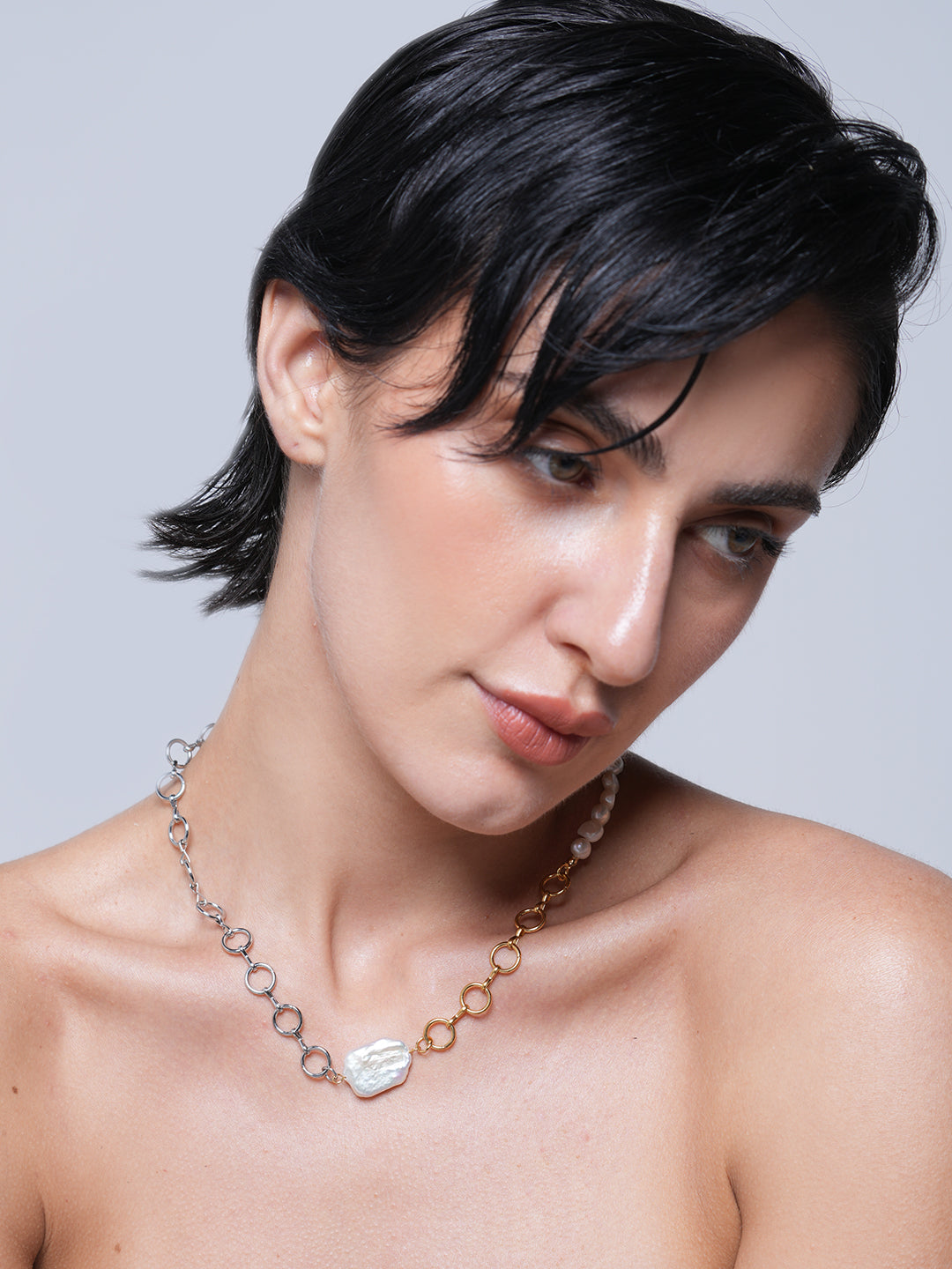 Two Tone Freshwater Pearl O-shaped Hollow Chain Necklace