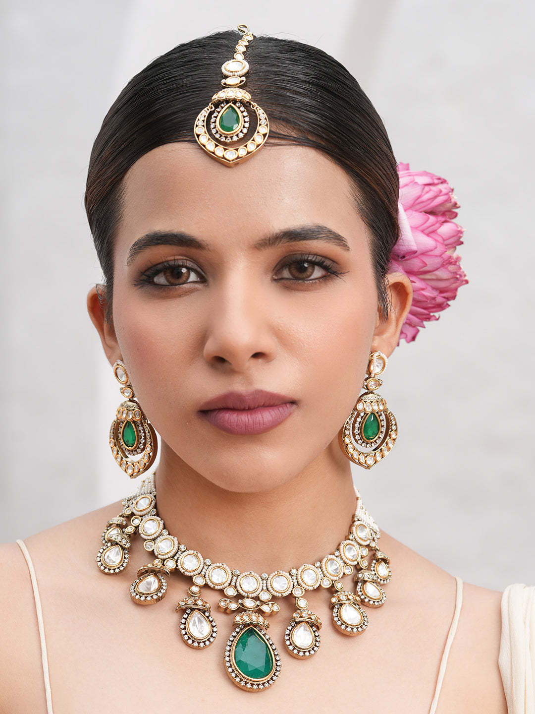 Premium Green Antique Polish Necklace