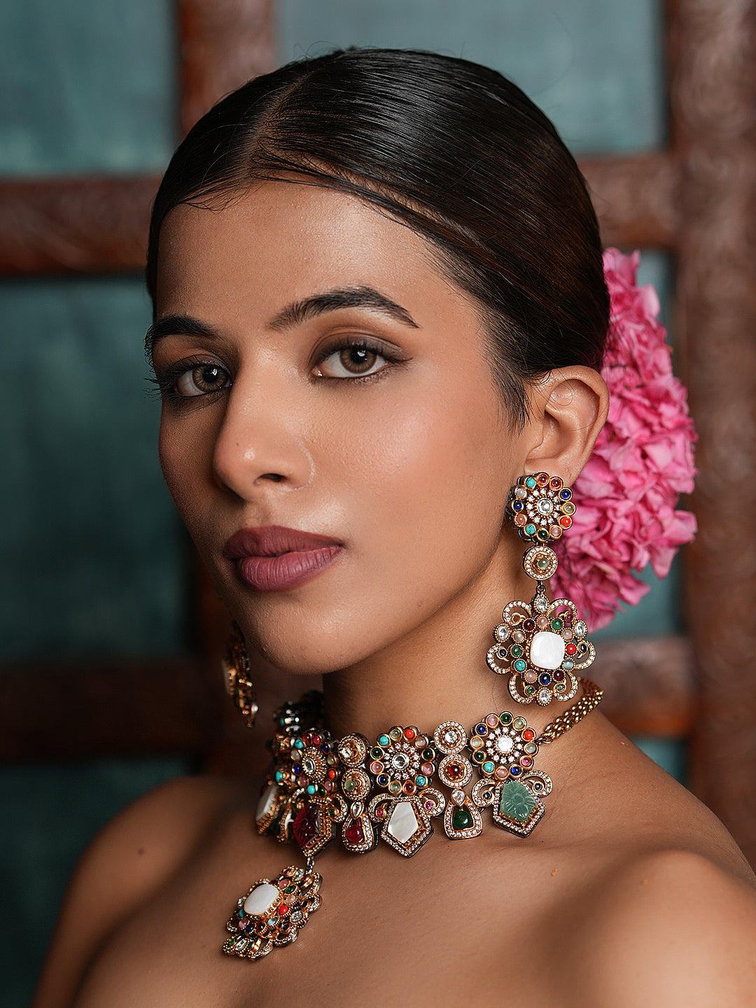 Navrattan Antique Polish Necklace