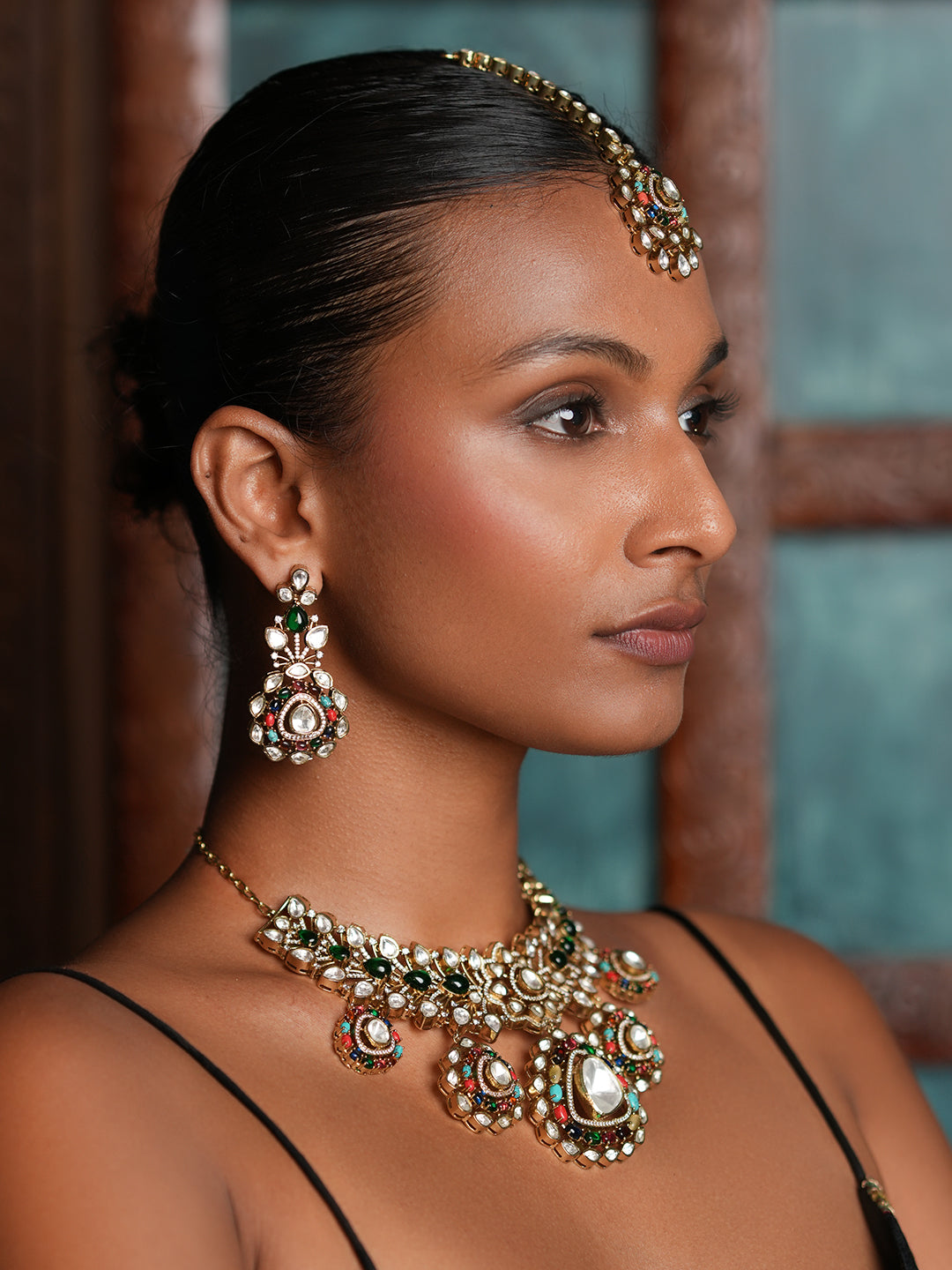 Premium Kundan Necklace with Navrattan Pendant