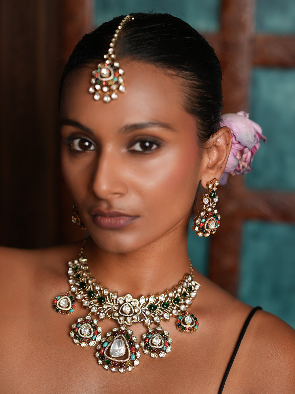 Premium Kundan Necklace with Navrattan Pendant