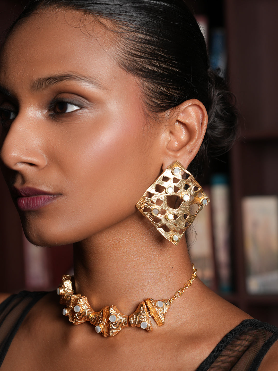 Chic Choker with Earrings