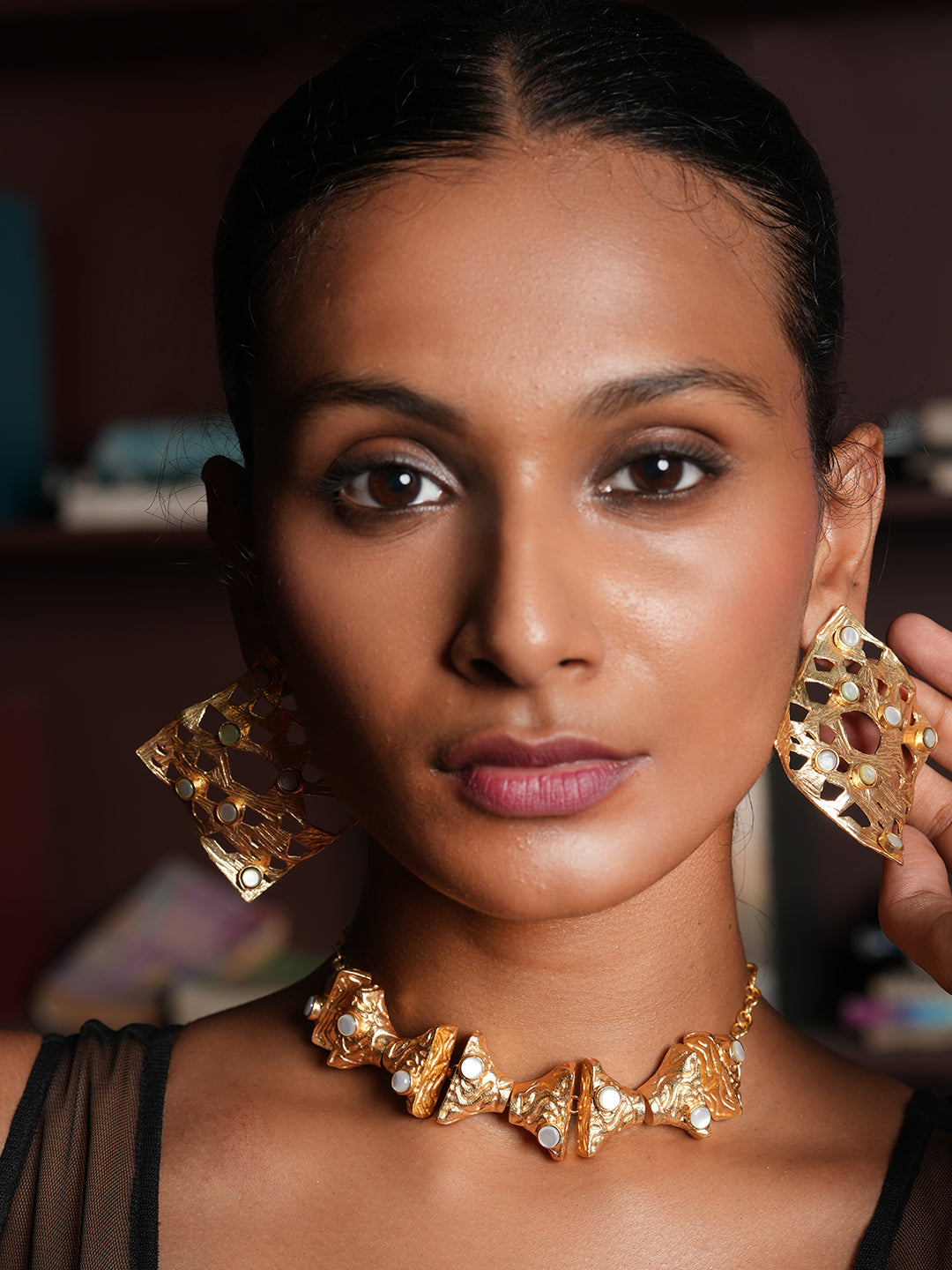 Chic Choker with Earrings