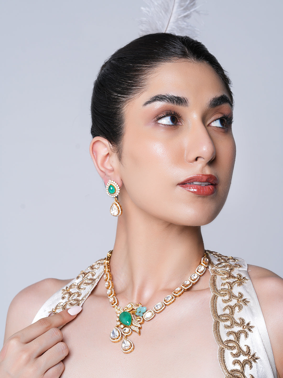 Premium Kundan Peacock Pendant Set