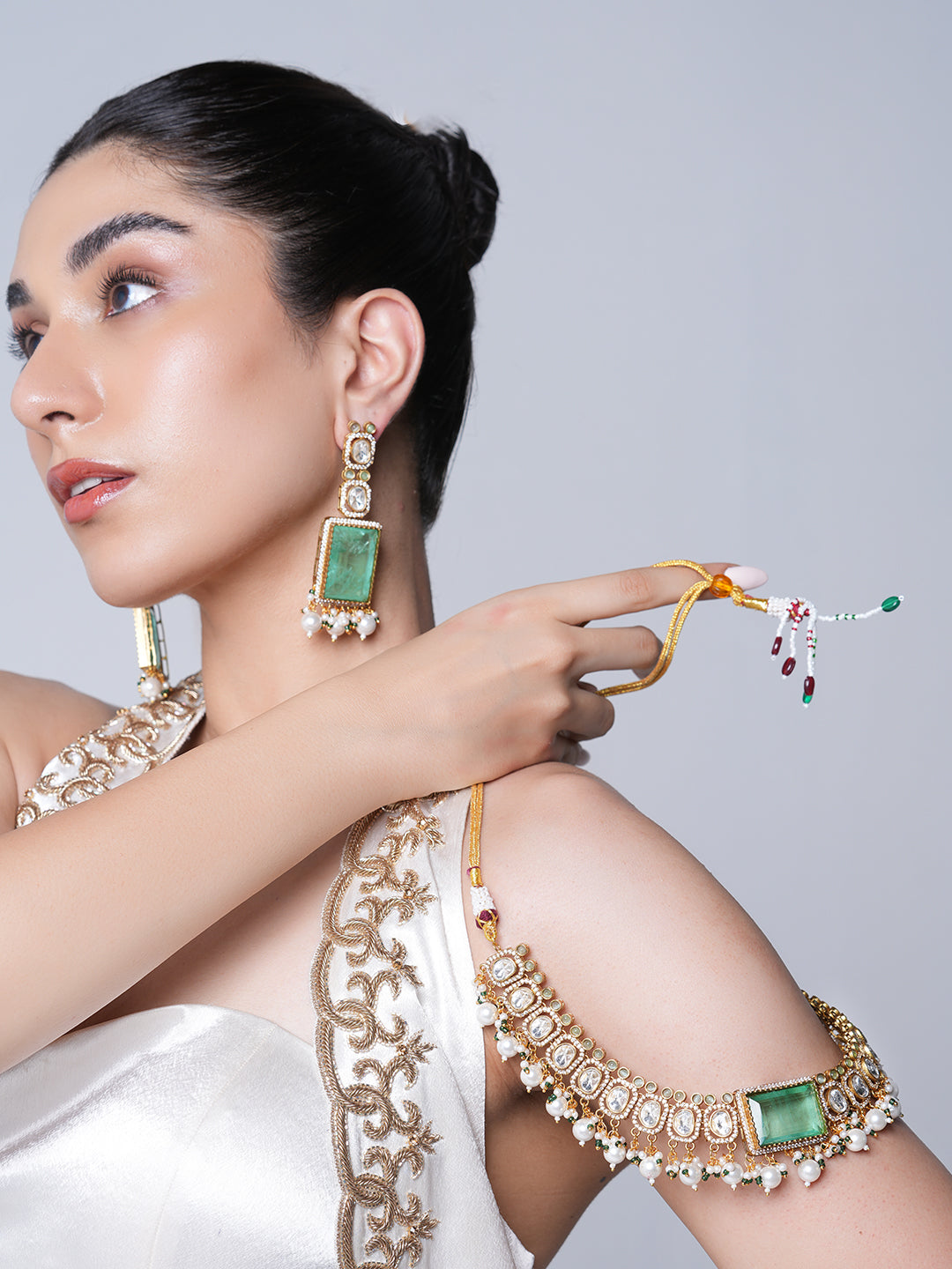 Designer Single Stone Kundan Necklace