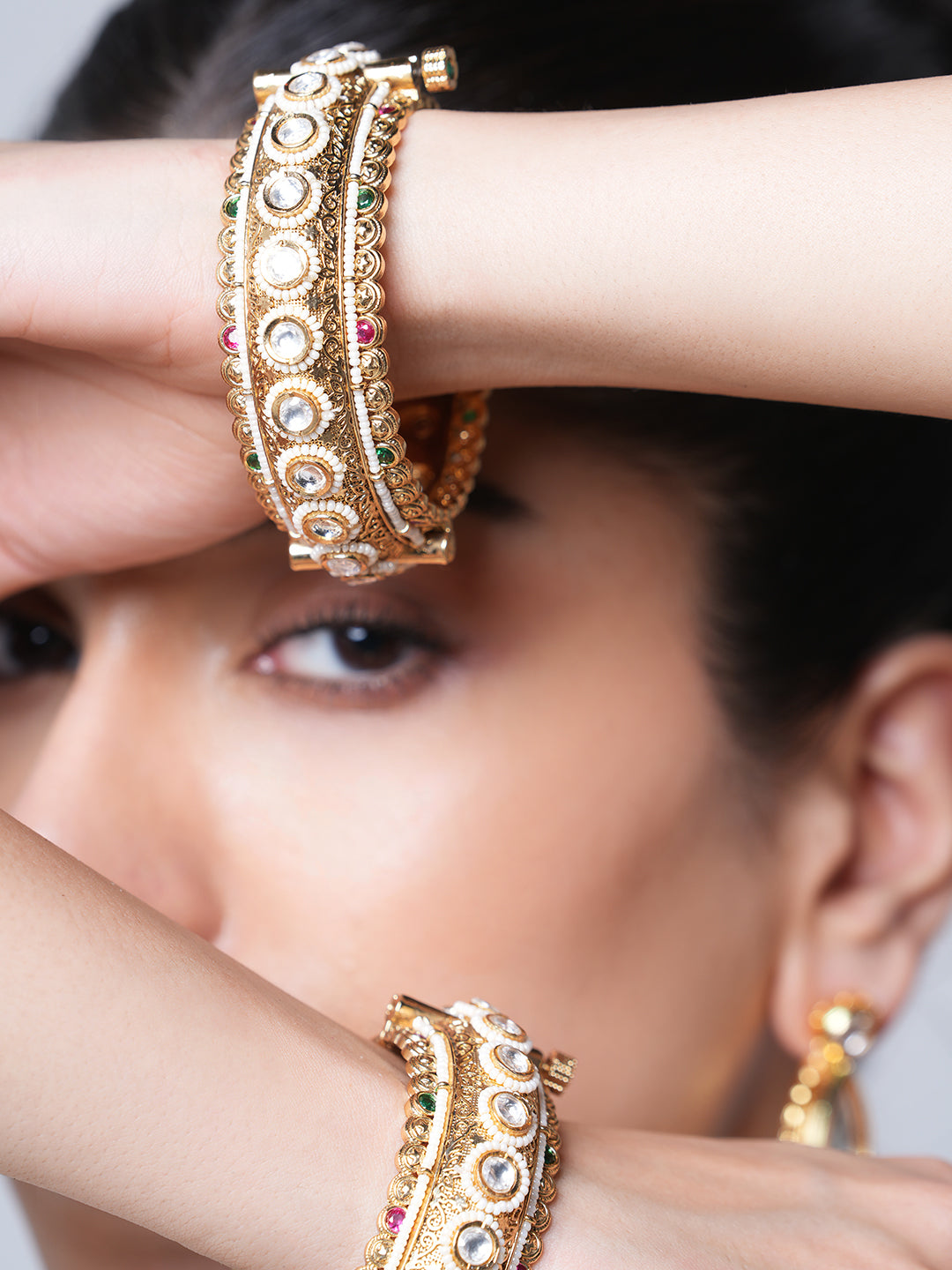 Heavy Round Kundan Bangles