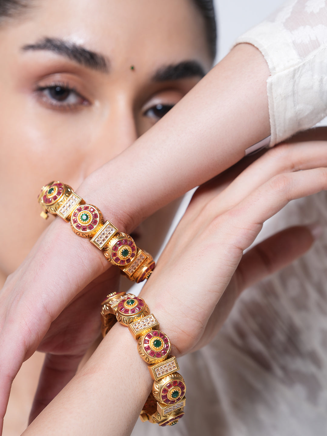 Gold Polish Designer Kada