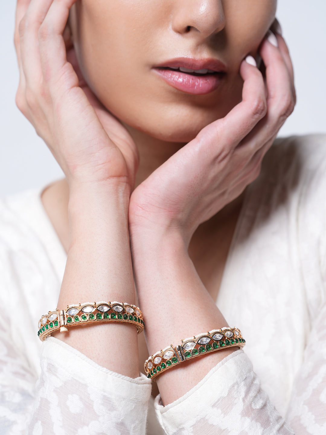 Green Stone Kundan Bangles