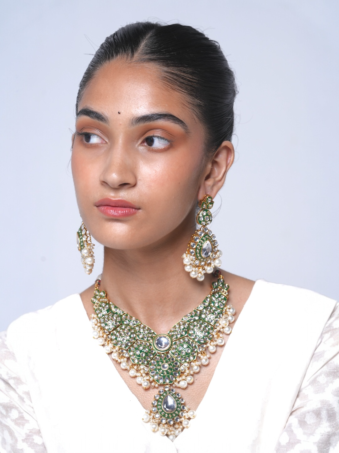 Heavy Kundan Necklace with White Stones
