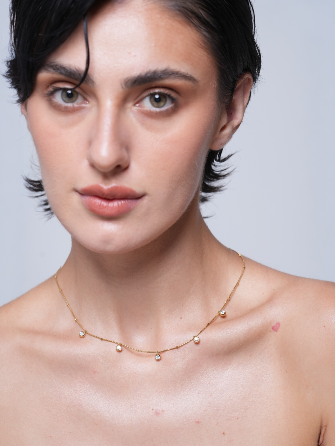 White Round Zircon Pendant Necklace