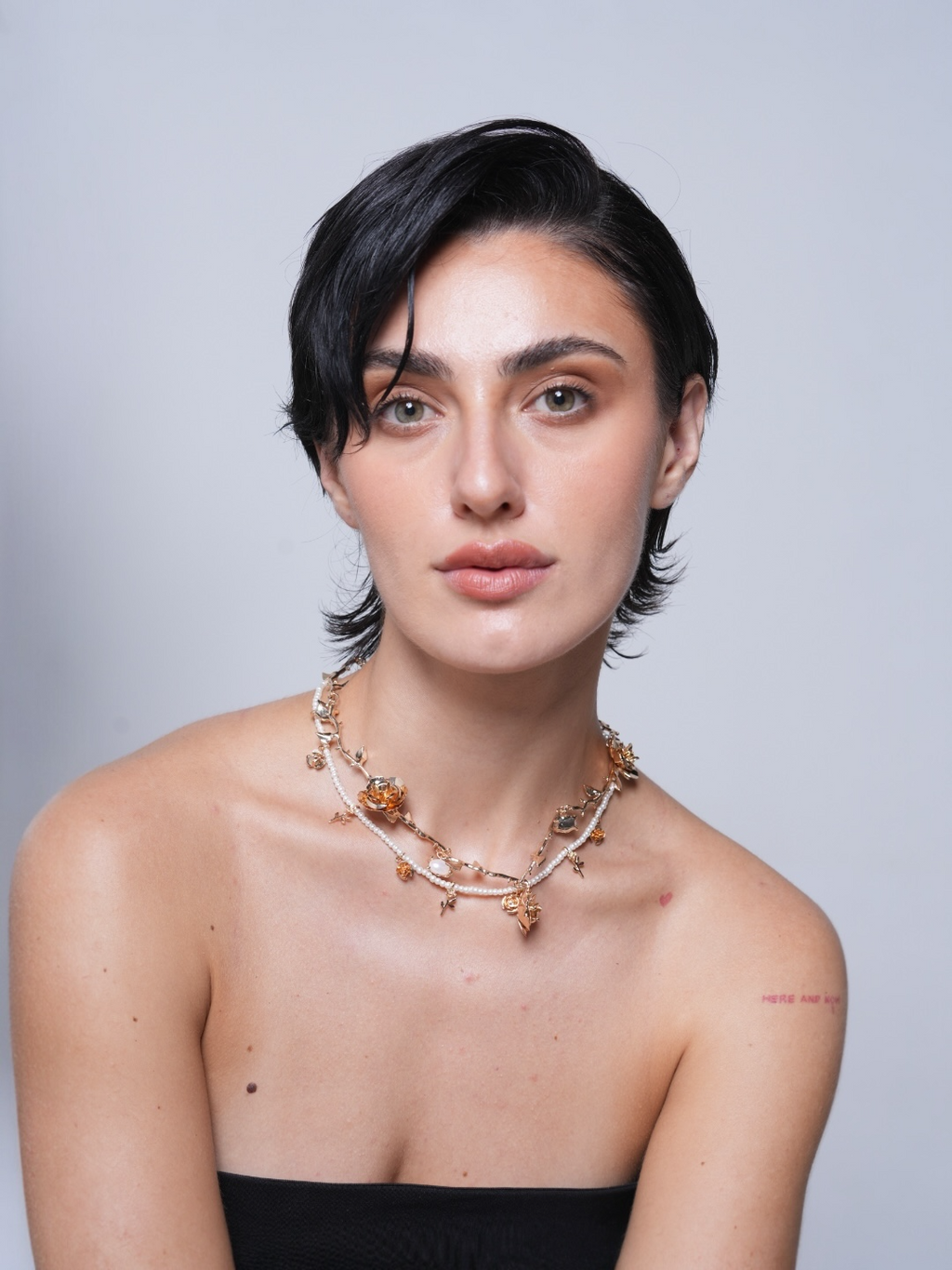 Light Luxury Beaded Stacked Flower Collarbone Necklace