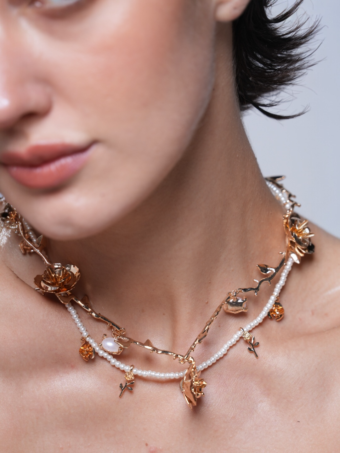 Light Luxury Beaded Stacked Flower Collarbone Necklace