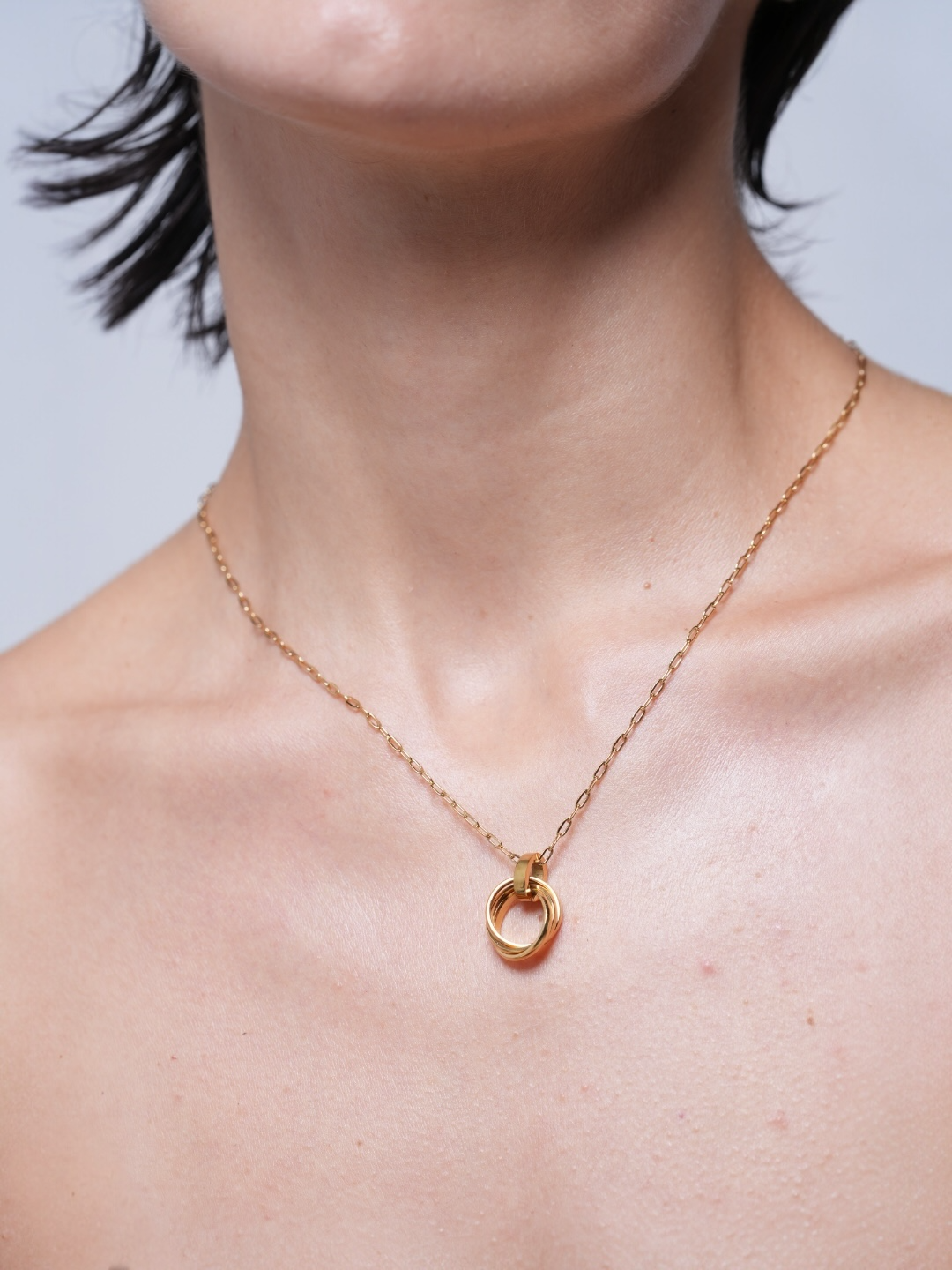 Circle Pendant Necklace