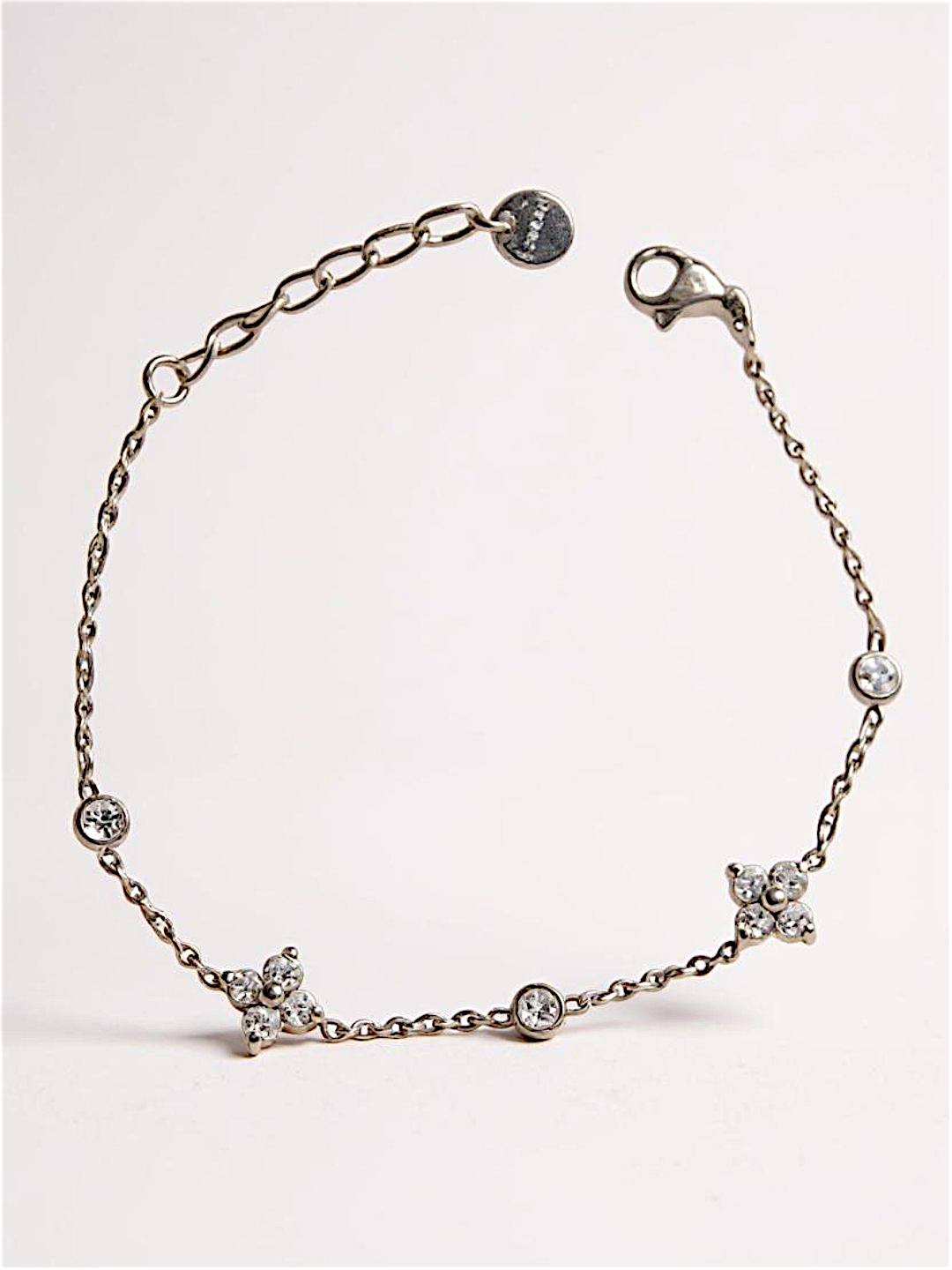 Shiny Zirconia Flower Bracelet