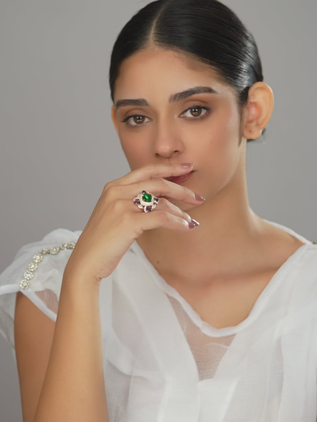 Square Violet Green Ring