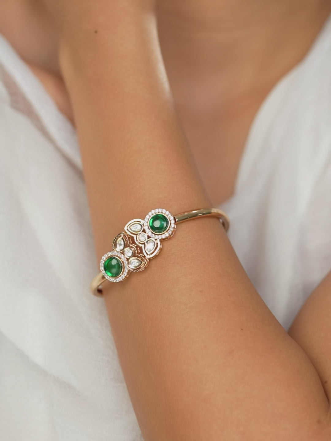 Emerald Halo Bracelet