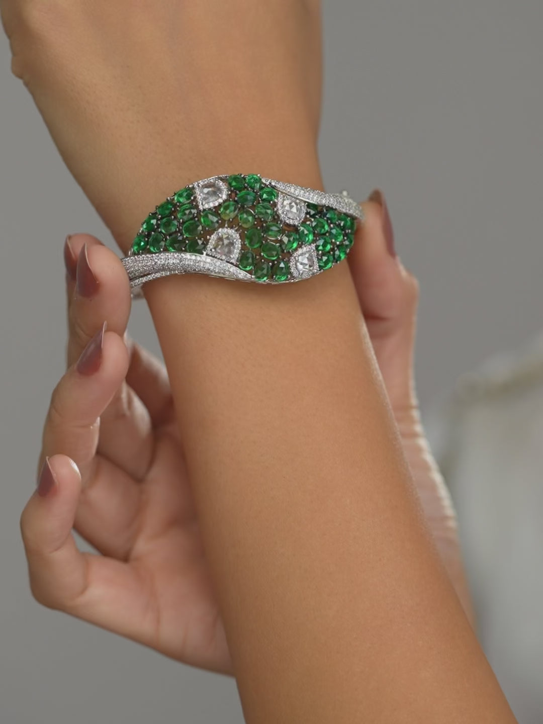 Emerald Wave Bracelet